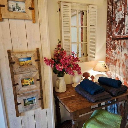 Villa Les Pieds Dans L'Eau :Ker Anne Port-Joinville Esterno foto