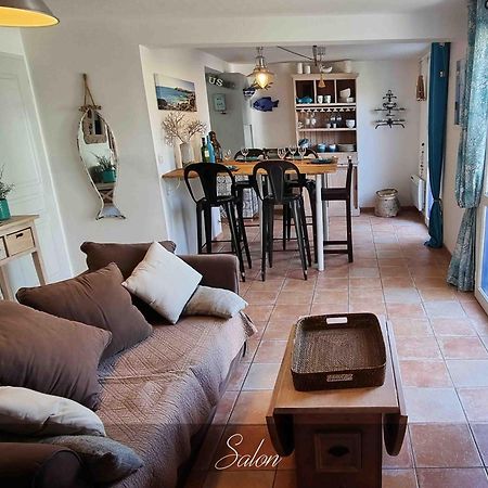 Villa Les Pieds Dans L'Eau :Ker Anne Port-Joinville Esterno foto